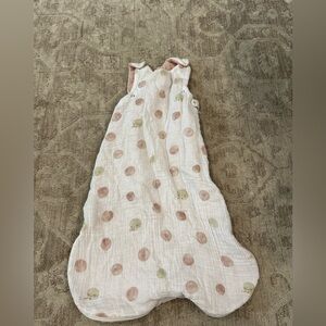 Organic cotton sleep sack. 0-9 months. Brand is pehr.